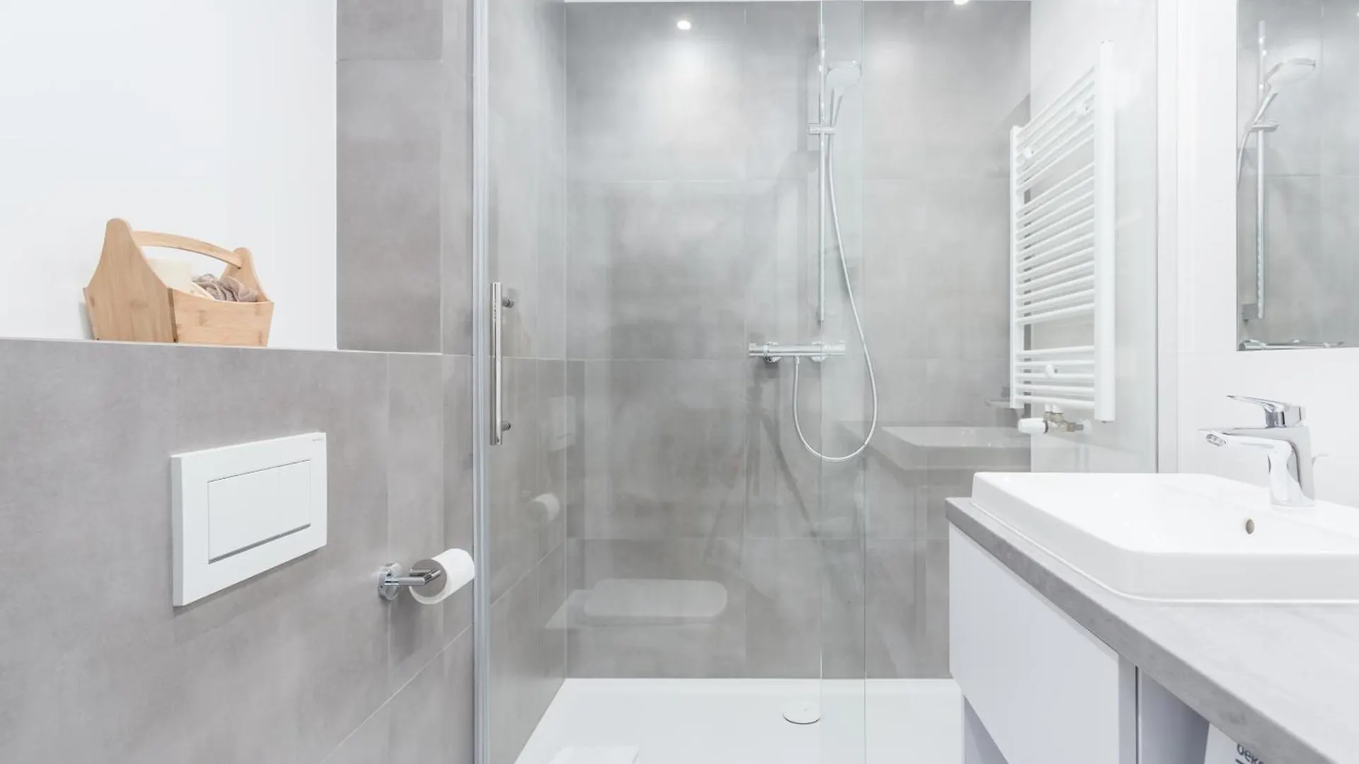Deo Plaza - Apartamenty By Rent Like Home Gdansk 0*,